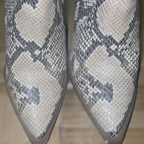 Vince Camuto Snake Print Knee-High Boots Women’s Size 5.5 - Picture 4 of 12